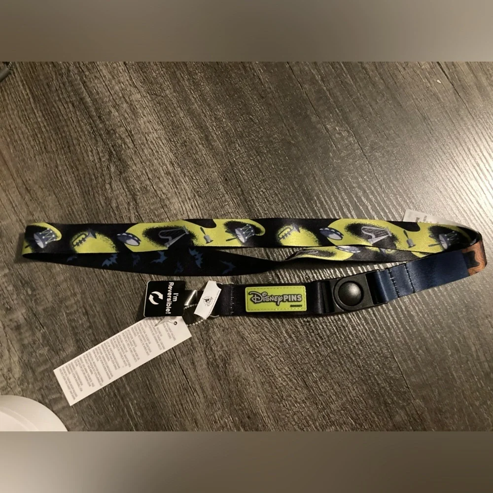 Disney Parks Haunted Mansion Reversible Pin Lanyard - Picture 2 of 10